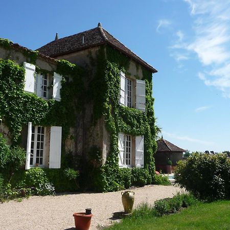 Domaine De La Queyssie Bed & Breakfast Saussignac Exterior photo